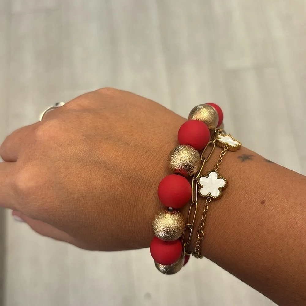 Brand new- Gold and red beaded chunky bracelet